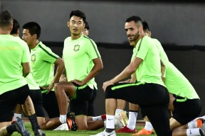 爱游戏网址 -关于今晨门兴格拉德巴赫备战中超，再遭质疑细节曝光，悬念犹存，年轻球员得到机会的信息