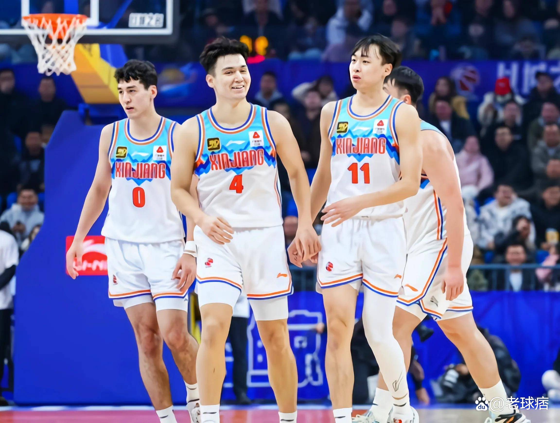 关于清晨体能课后，山东男篮队长鼓劲备战法甲，气氛紧张，球队文化再被提及的信息